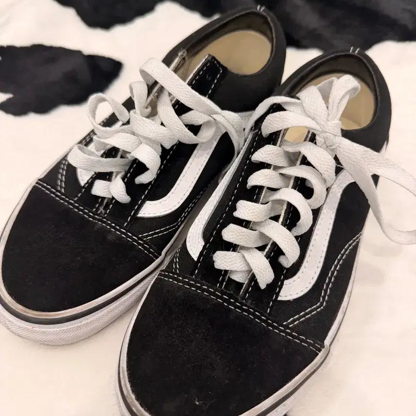 [BUNJANG] Vans Old Skool Sneakers / 반스 올드스쿨