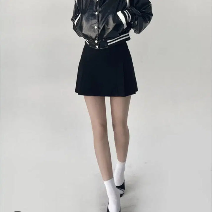 [BUNJANG] Black Enamel Crop Jacket / 애나멜 크롭 블랙 자켓이예요 새상품