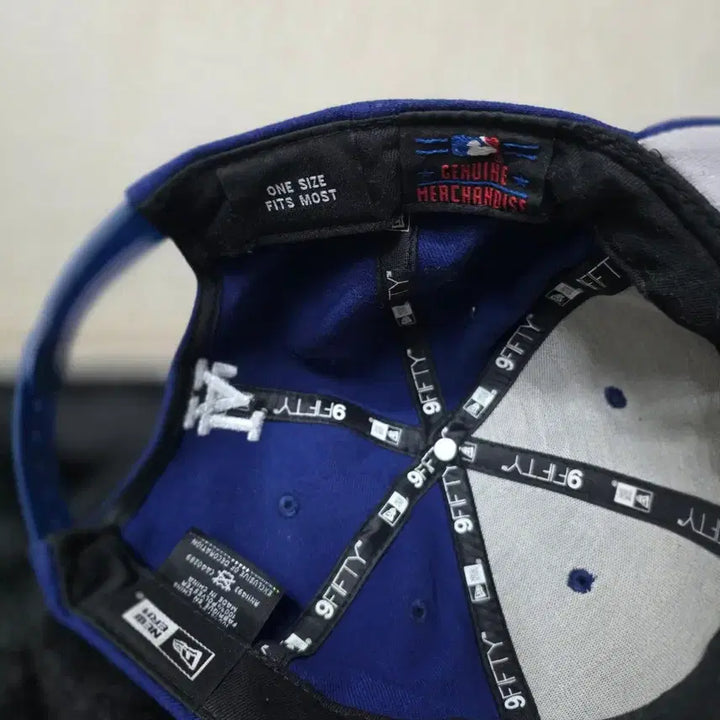 [BUNJANG] New Era LA Logo Blue Snapback Cap / 뉴에라 LA 로고 블루 스냅백 모자