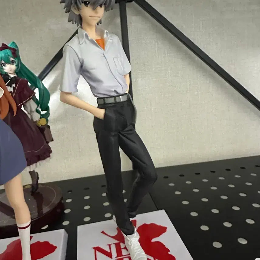 [BUNJANG] Evangelion Kaworu Nagisa Figure / 에반게리온 카오루 피규어