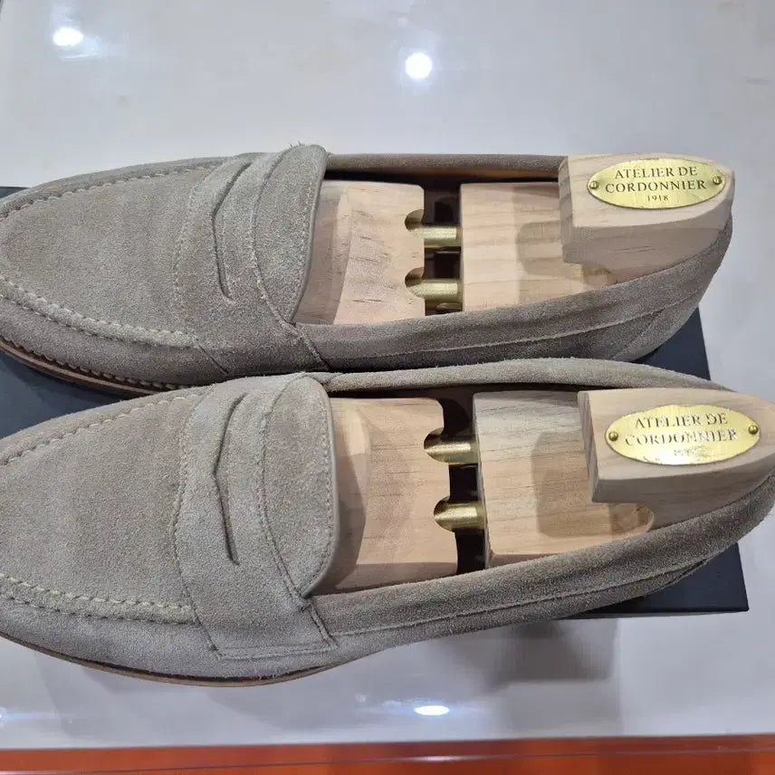 [BUNJANG] Loake Eaton Suede Loafers / 로크 이튼 사이즈 9