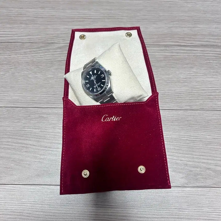 [BUNJANG] Cartier Travel Pouch / 까르띠에 여행용 파우치
