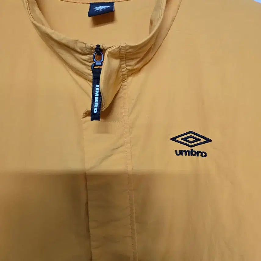 [BUNJANG] Umbro Short Sleeve Anorak Yellow 110 / 엄브로 반팔 아노락 옐로우 110