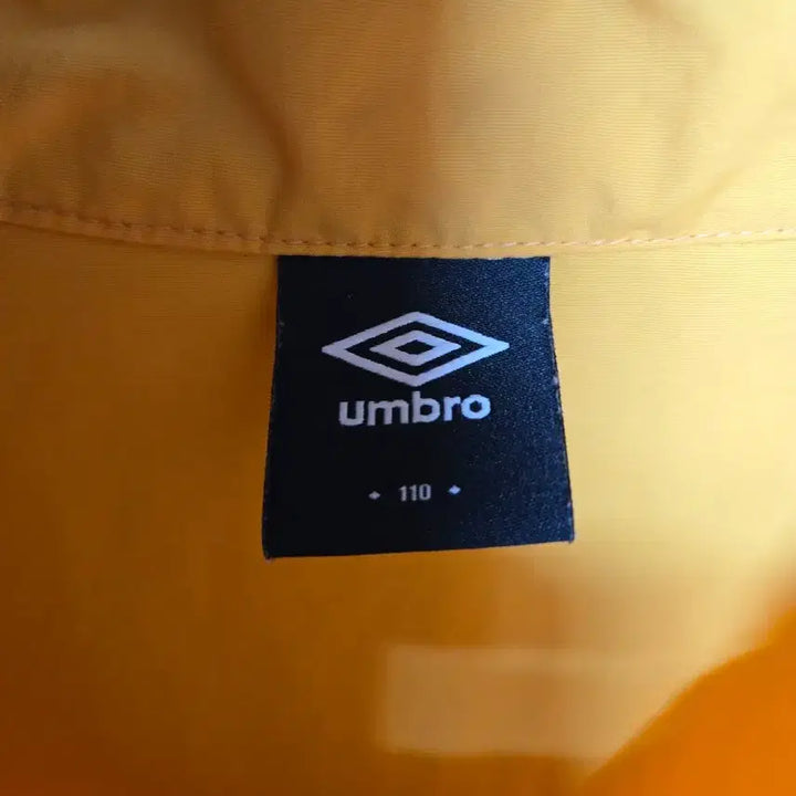 [BUNJANG] Umbro Short Sleeve Anorak Yellow 110 / 엄브로 반팔 아노락 옐로우 110