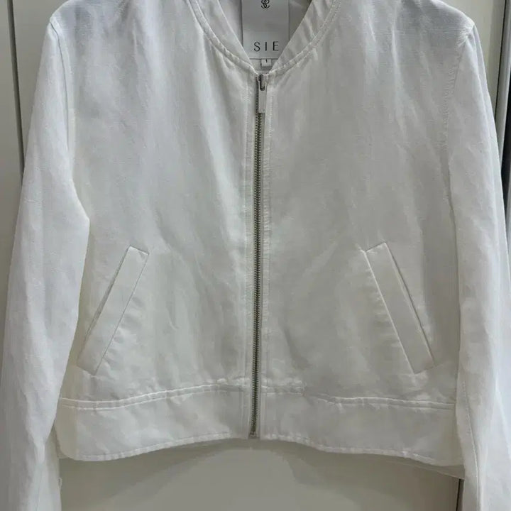 [SOLD OUT] SIE시에 화이트블루종 1 (거의새거)