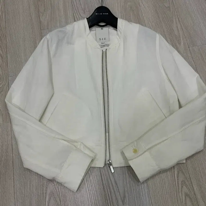 [SOLD OUT] SIE시에 화이트블루종 1 (거의새거)