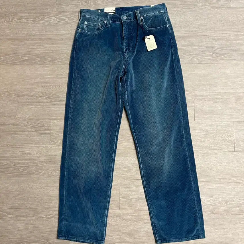 [SOLD OUT] (국내미발매, 새상품) 리바이스 568 코듀로이 데님 팬츠