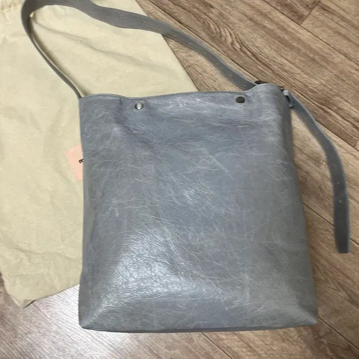 [BUNJANG] Minitmute Removable Large Gray Crossbody Bag / 미닛뮤트 리무드 라지 그레이