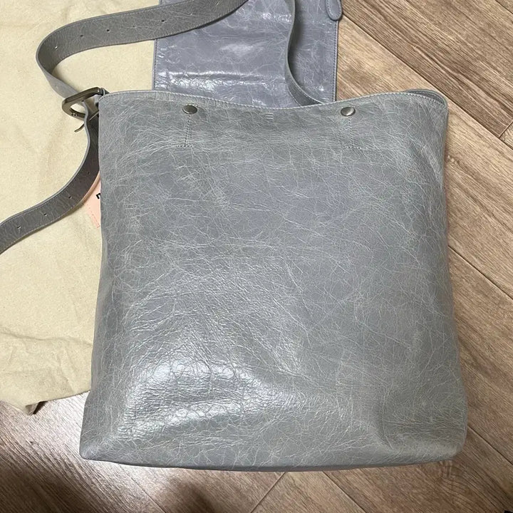 [BUNJANG] Minitmute Removable Large Gray Crossbody Bag / 미닛뮤트 리무드 라지 그레이