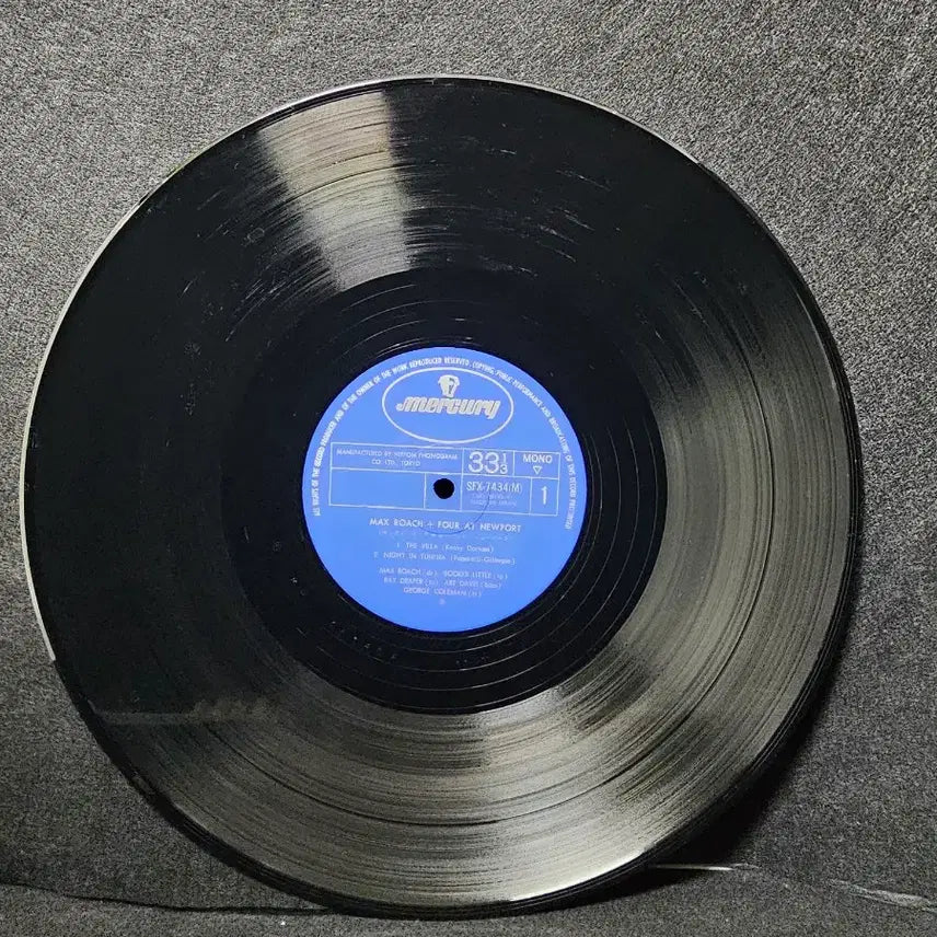 [BUNJANG] Max Roach 4 Newport 1958 LP Record / 맥스 로치 4 Newport LP 레코드