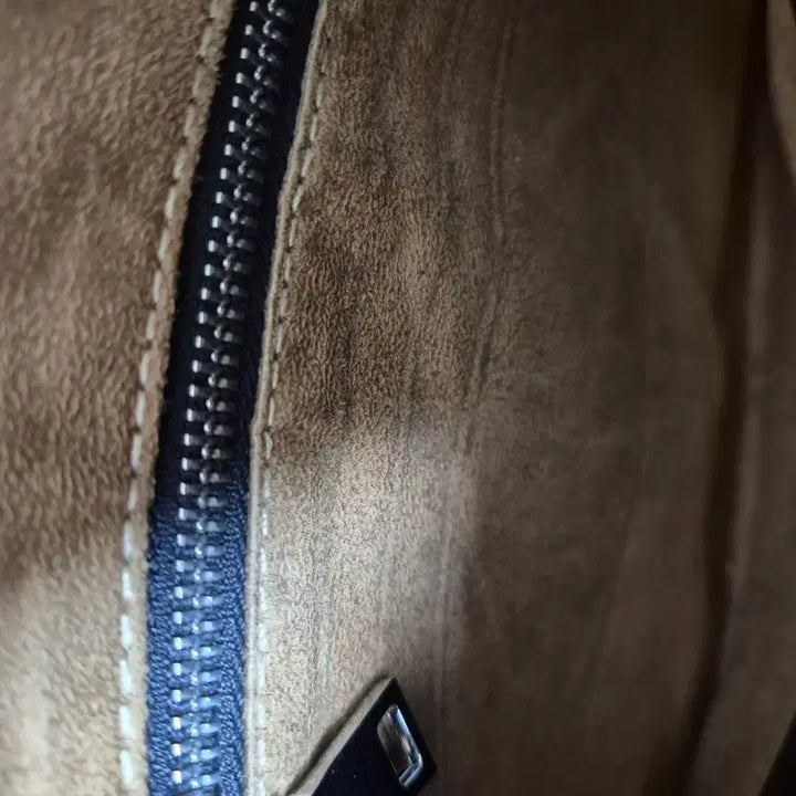 [BUNJANG] Prada Saffiano Leather Clutch / 프라다 정품 사피아노 클러치 팝니다