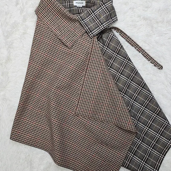 [BUNJANG] MONSE Mix Check Wool Blanket Wrap Skirt / 몬스 MONSE 믹스 체크 울 블랭킷 랩 스커트 0