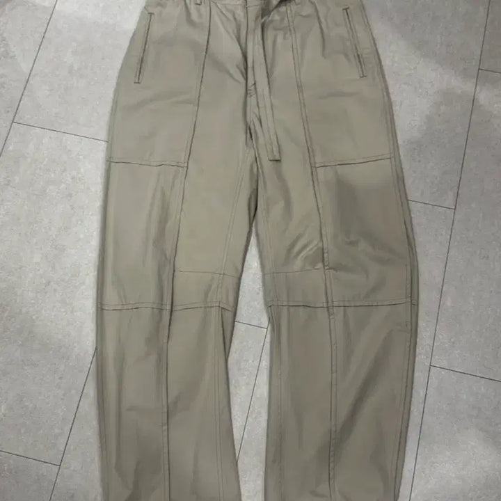 [BUNJANG] In Silence Curved Cotton Pants / 인사일런스 커브드 코튼팬츠