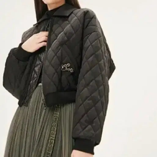 [BUNJANG] Quilted Cropped Padded Jacket / 타임패딩