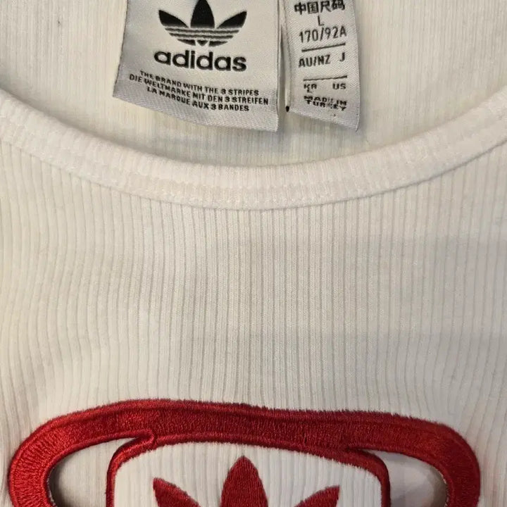 [BUNJANG] Adidas Flame Logo Inner Tank Top / 아디다스 불꽃 이너나시