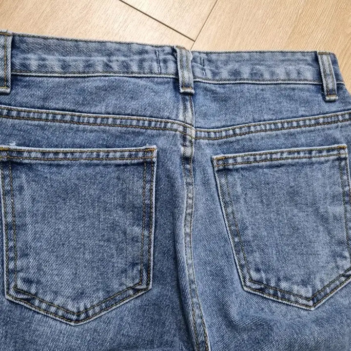 [BUNJANG] Straight Fit Denim Jeans / 스트레이트핏 데님