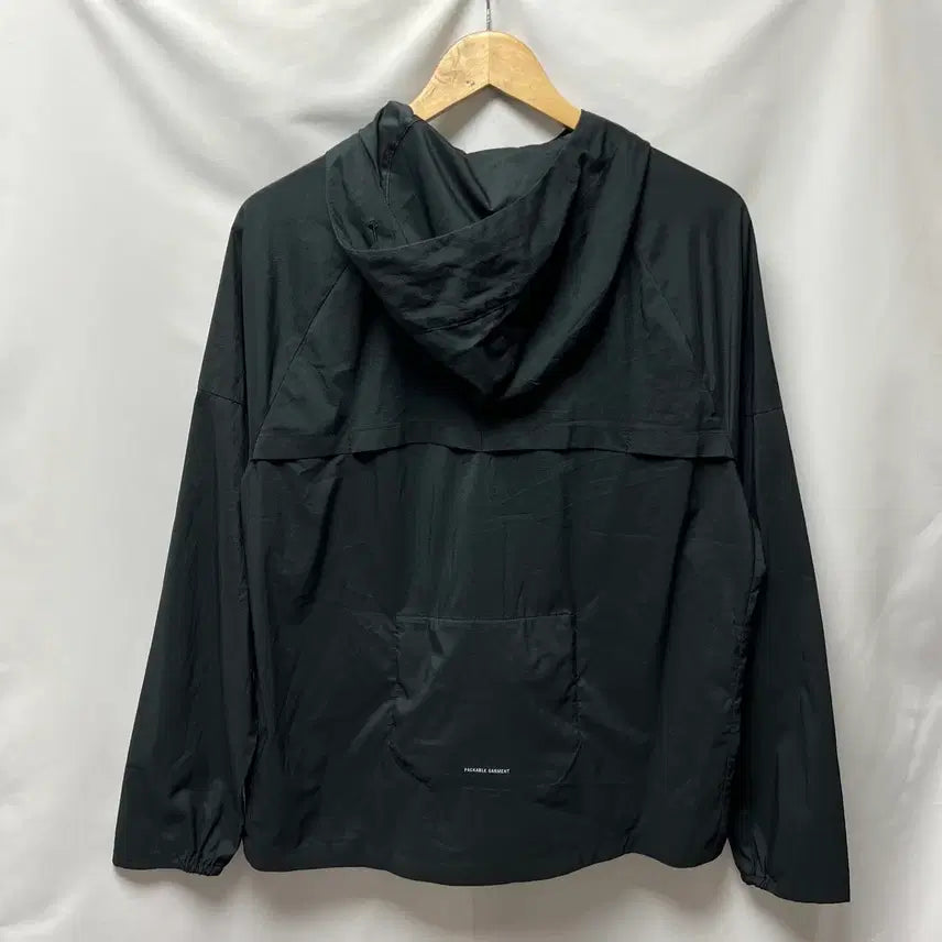 [SOLD OUT] [정품/M] 나이키 리펠UV 윈드러너 런닝 블랙 스우시 바람막이