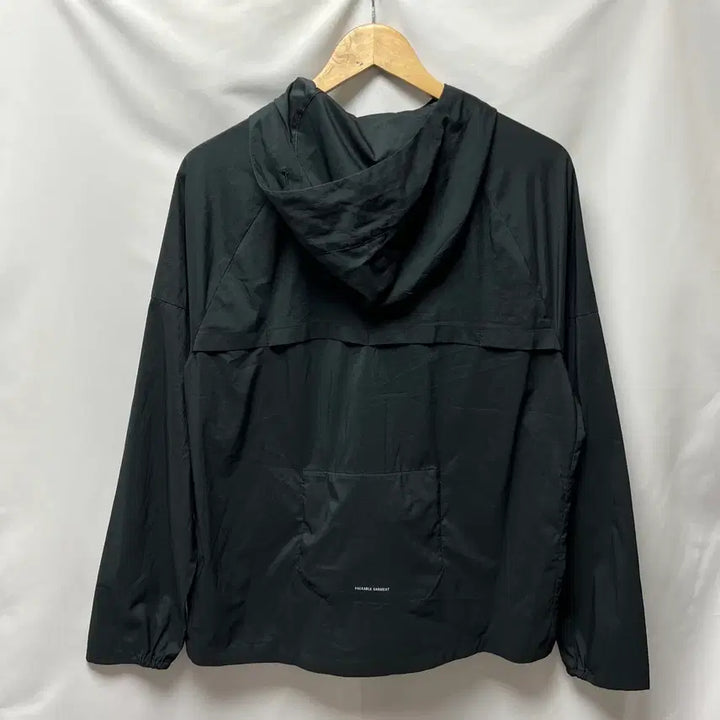 [SOLD OUT] [정품/M] 나이키 리펠UV 윈드러너 런닝 블랙 스우시 바람막이