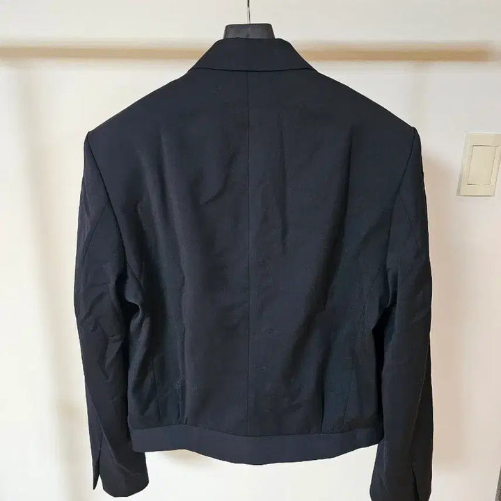 [BUNJANG] COS Tailored Crop Jacket Black / COS 울 테일러드 크롭 자켓 블랙 46(M)