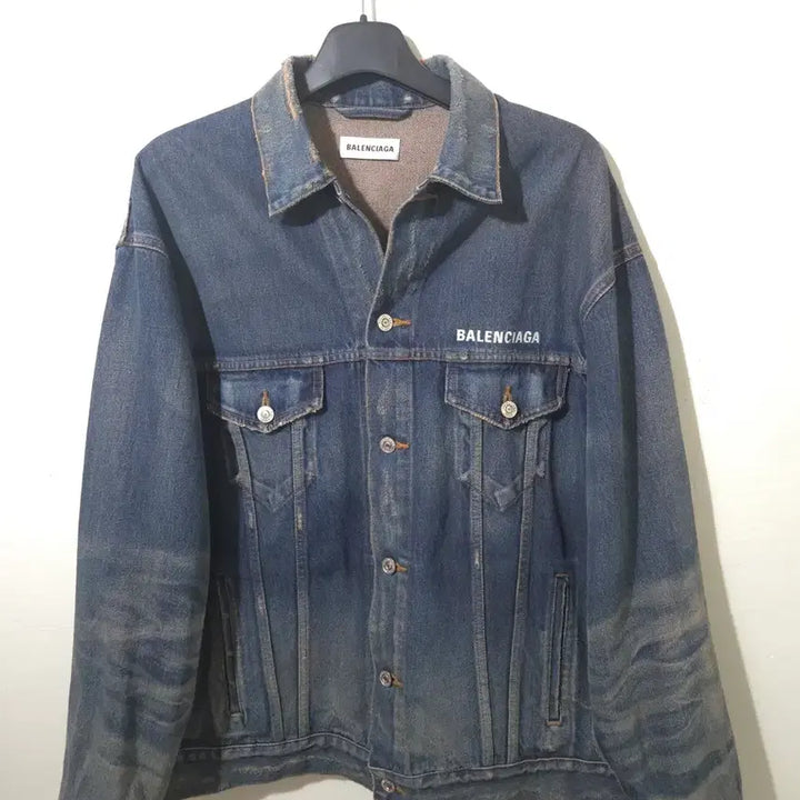 [BUNJANG] Balenciaga Back Logo Denim Jacket / 발렌시아가 백로고 데님 청자켓 34 Size