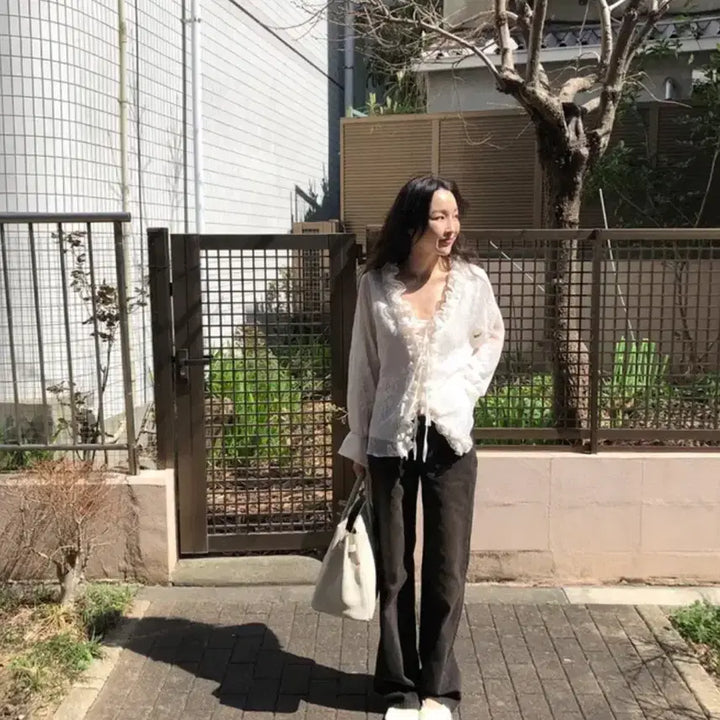 [SOLD OUT] 메이비베이비 Negroni Blouse 새상품