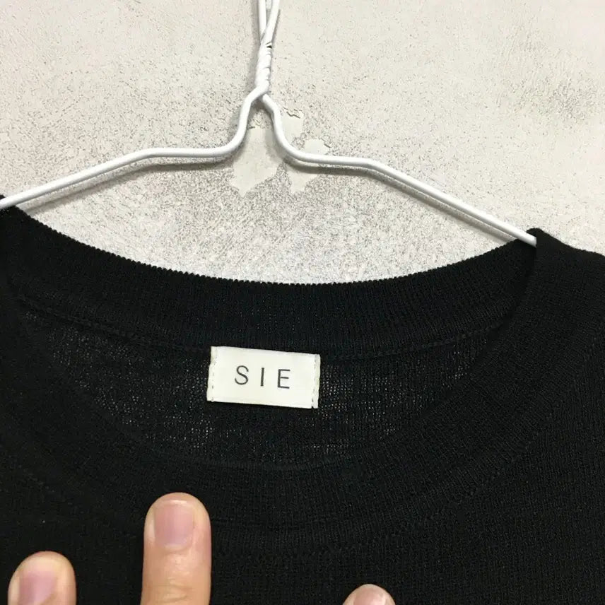 [SOLD OUT] SIE 시에 어반 에센셜 슬리브리스
