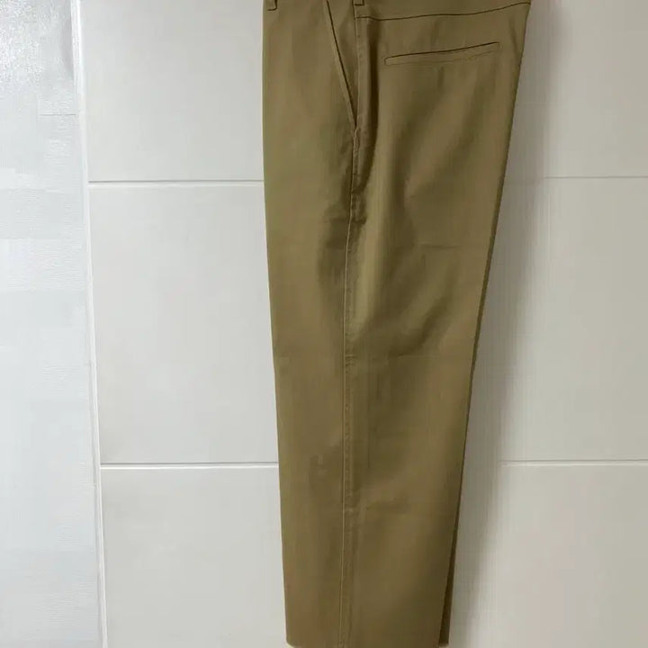 [SOLD OUT] 리바이스 치노 팬츠