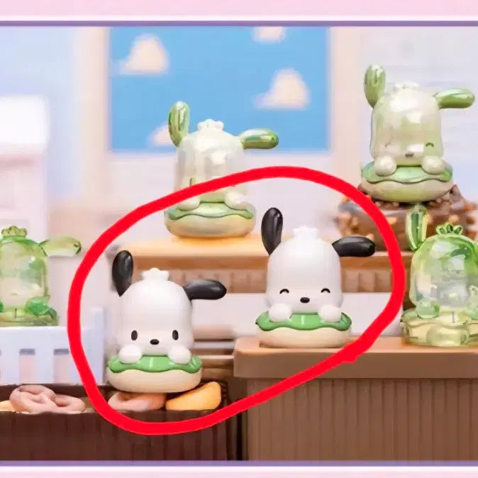 [BUNJANG] Sanrio Pochacco Mini Donut Figure / [새상품] 산리오 랜덤 피규어 > 포차코 미니 도넛 피규어