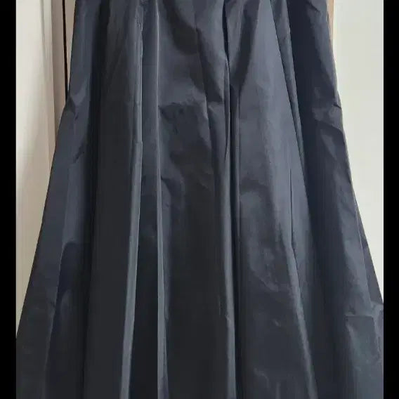 [BUNJANG] Time Prada Full Skirt / 타임 정품 프라다 소재 풀스커트 67~
