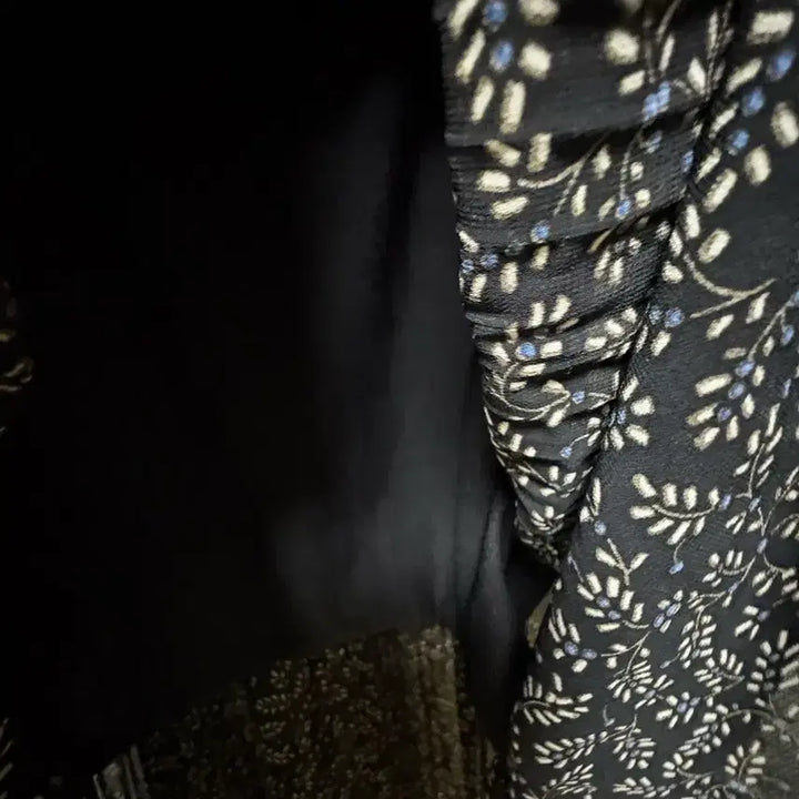 [BUNJANG] Black Chiffon Floral Print Long Dress / 잔꽃무늬 롱 원피스 블랙 쉬폰