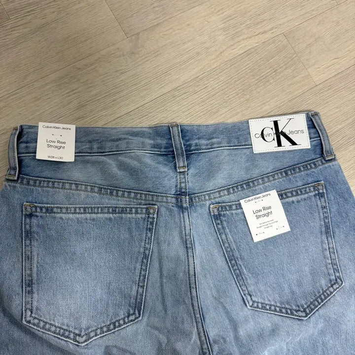 [BUNJANG] Calvin Klein Straight Jeans / 새상품) 캘빈클라인 스트레이트진