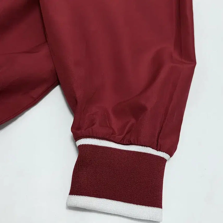 [SOLD OUT] 빈티지 웜업 바람막이 올드스쿨 만원샵
