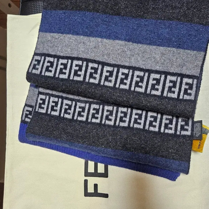[BUNJANG] Fendi FF Logo Stripe Scarf / 펜디 정품 FF 로고 스트라이프 머플러