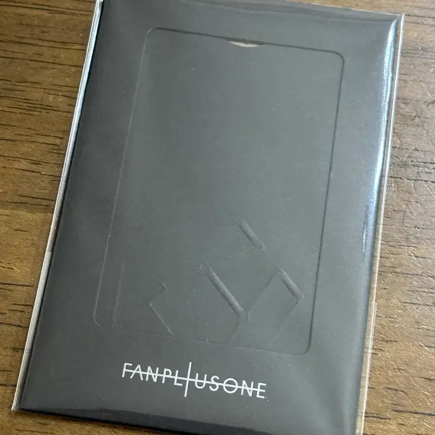 [BUNJANG] G-Dragon Fam Kit Paper Stand / 지드래곤 팸키트 paper stand 미개봉