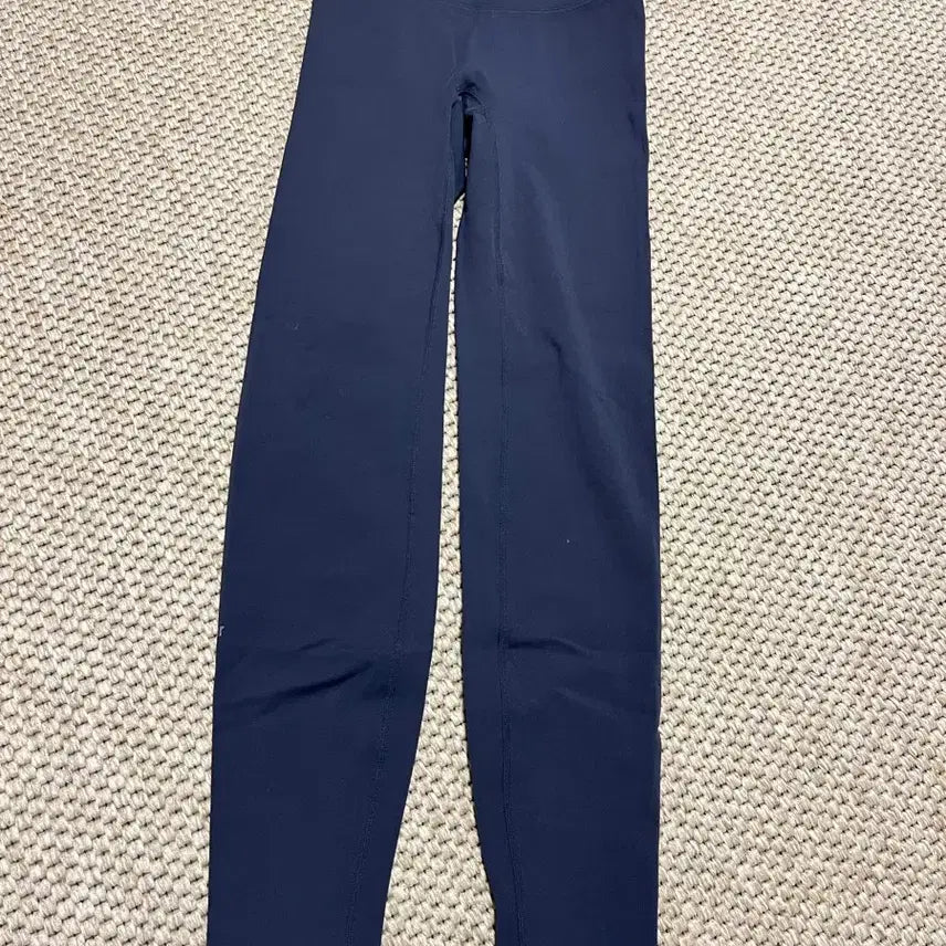 [BUNJANG] Andar Navy Leggings Size 2 / 안다르 네이비레깅스 2사이즈