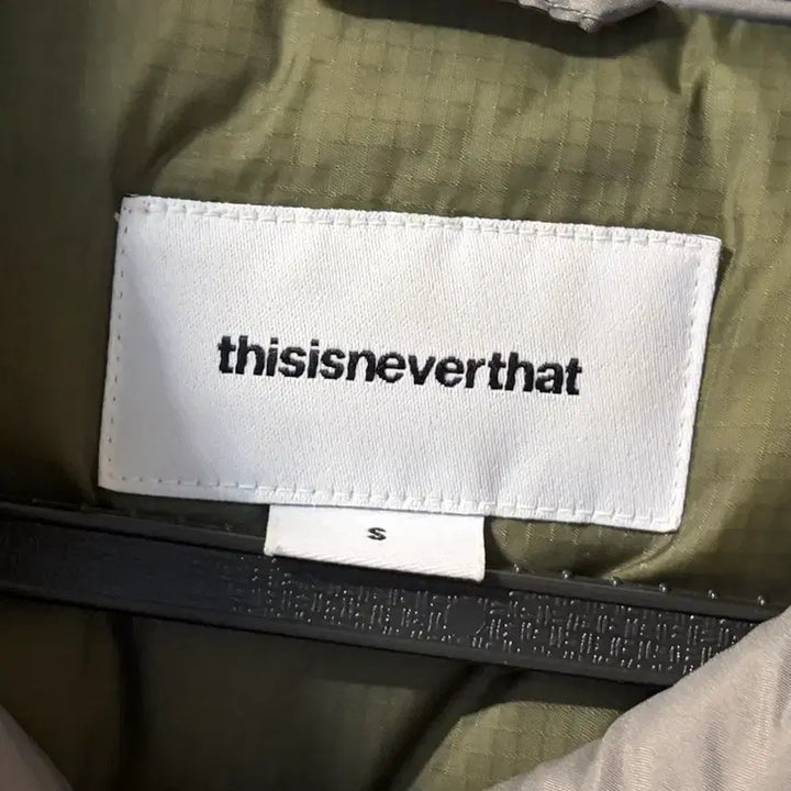 [BUNJANG] thisisneverthat Gray Padded Jacket Size S / thisisneverthat 그레이 패딩 S사이즈 팔아요~
