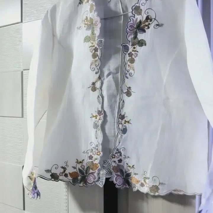 [BUNJANG] Ramie Floral Embroidery Open Jacket / 모시 플라워 자수 오픈형 자켓