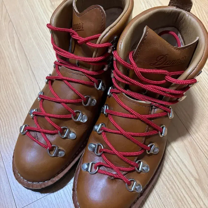 [BUNJANG] Danner Mountain Light Boots 8.5 EE / 대너 마운틴 라이트 8.5EE