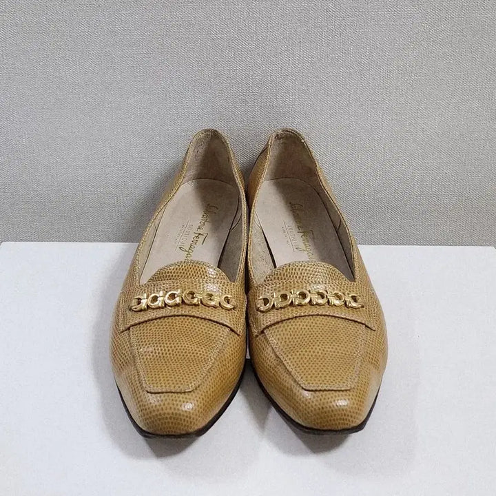 [SOLD OUT] 페라가모 간치니 리자드 로퍼  8 ( 250 )  명품구두 명품신발
