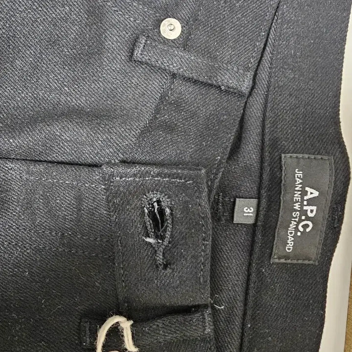[SOLD OUT] 아페쎄 A.P.C 뉴 스탠다드 진 블랙진 31 새상품 (택포함)