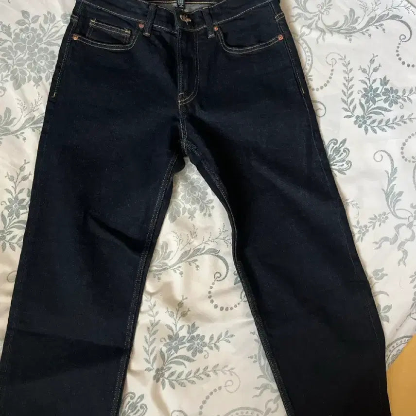 [SOLD OUT] H&amp;M 남성 블랙 데님 팬츠