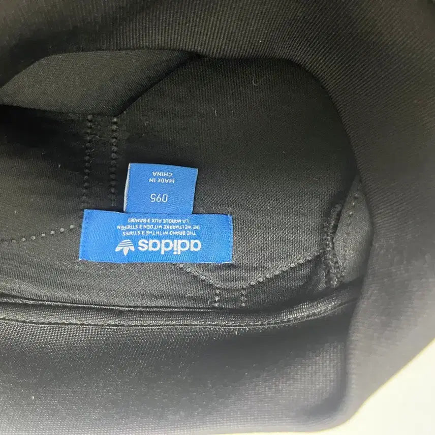 [BUNJANG] Adidas Padded Sweatshirt / 아디다스 패딩 맨투맨 판매