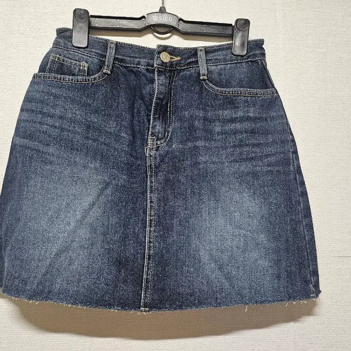 [BUNJANG] New SangBoom Denim Mini Skirt / 청 데님 미니 스커트 새상붐