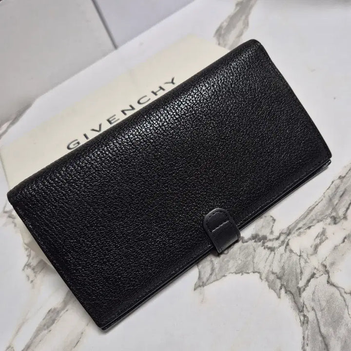 [BUNJANG] Givenchy GV3 Black Women&