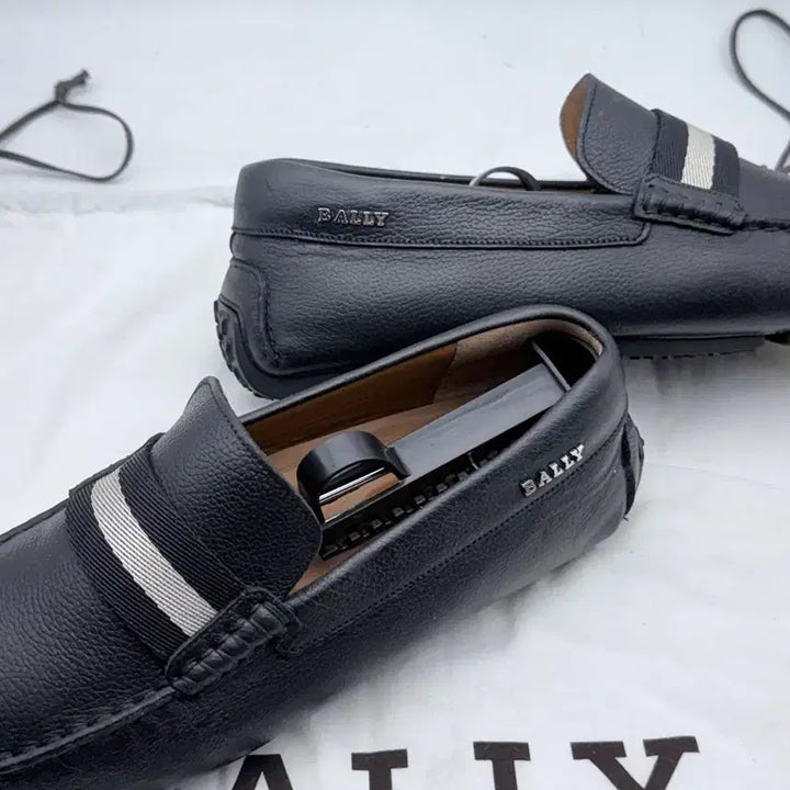 [SOLD OUT] 정품)발리로퍼250