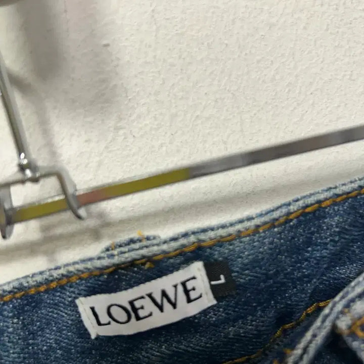 [BUNJANG] LOEWE Damaged Wash Denim Pants 32 / LOEWE 데미지 워싱 데님 팬츠 32