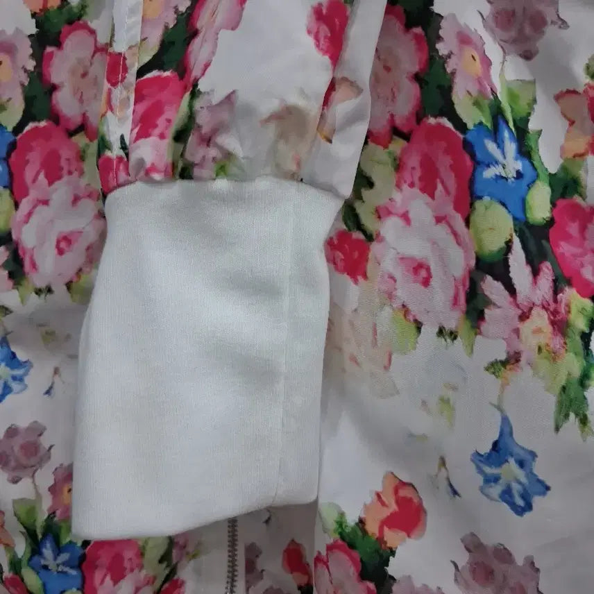 [BUNJANG] Floral Pattern Hooded Zip-up Jacket / 여성 플라워 패턴 후드집업 77까지  벨트 별도로