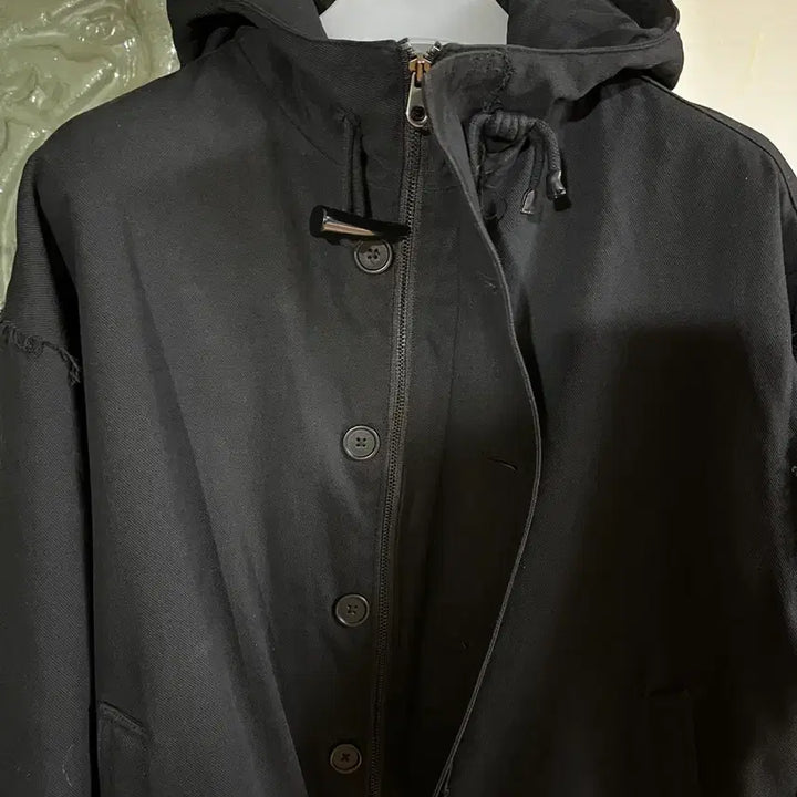 [BUNJANG] Bonbat Toggle Padded Hooded Bomber Jacket (Black) / 본바트 토글 패디드 후드 봄버 (블랙)