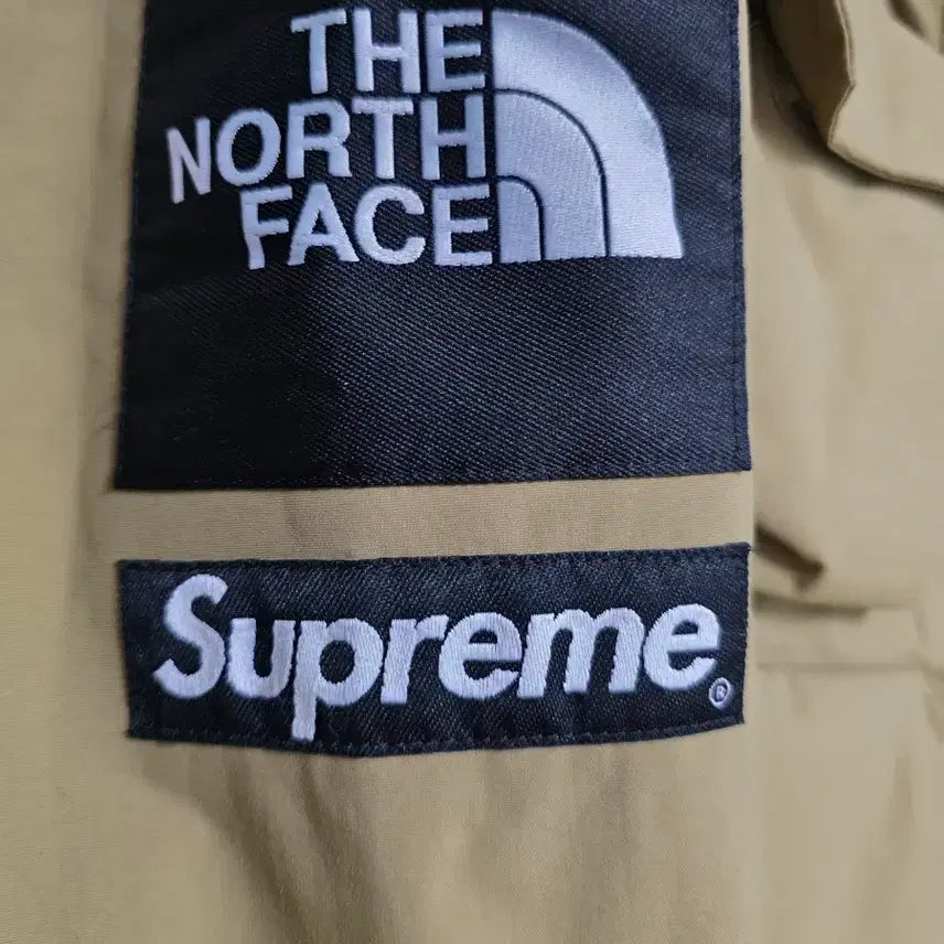 [BUNJANG] Supreme x The North Face Cargo Jacket Beige / M] 슈프림 노스페이스 카고자켓 골드 베이지