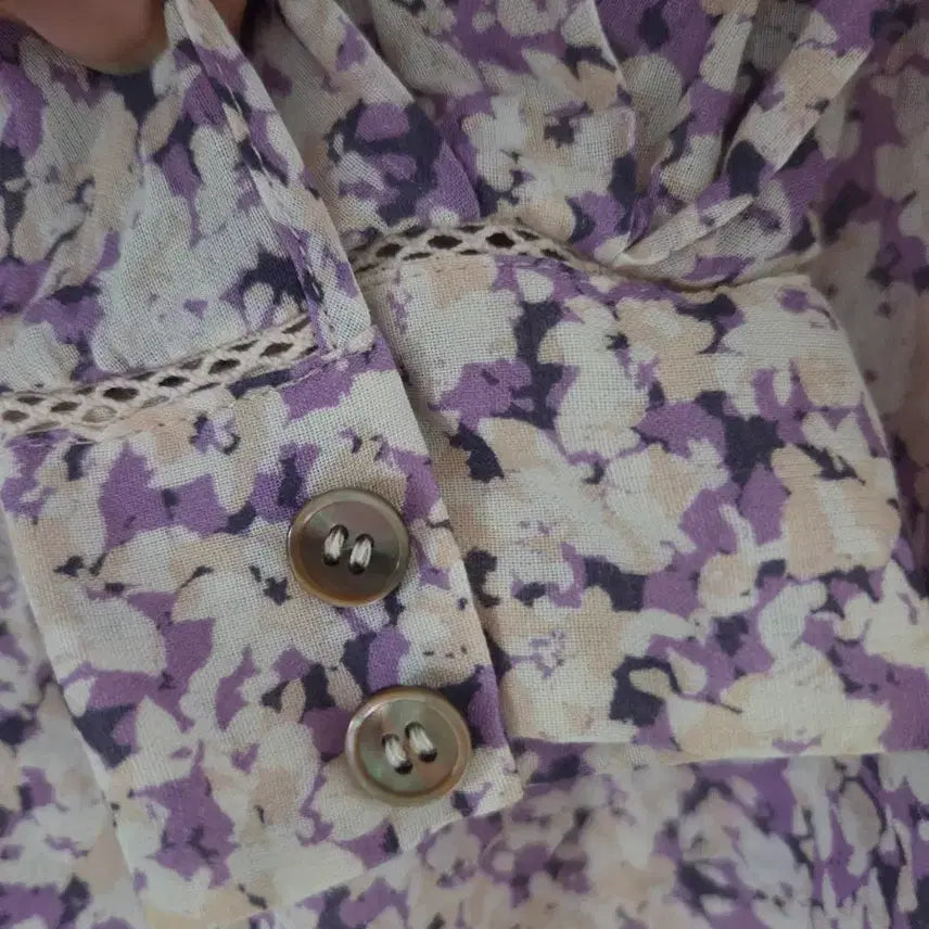 [BUNJANG] DKNY Flower Blouse / DKNY 플라워 블라우스